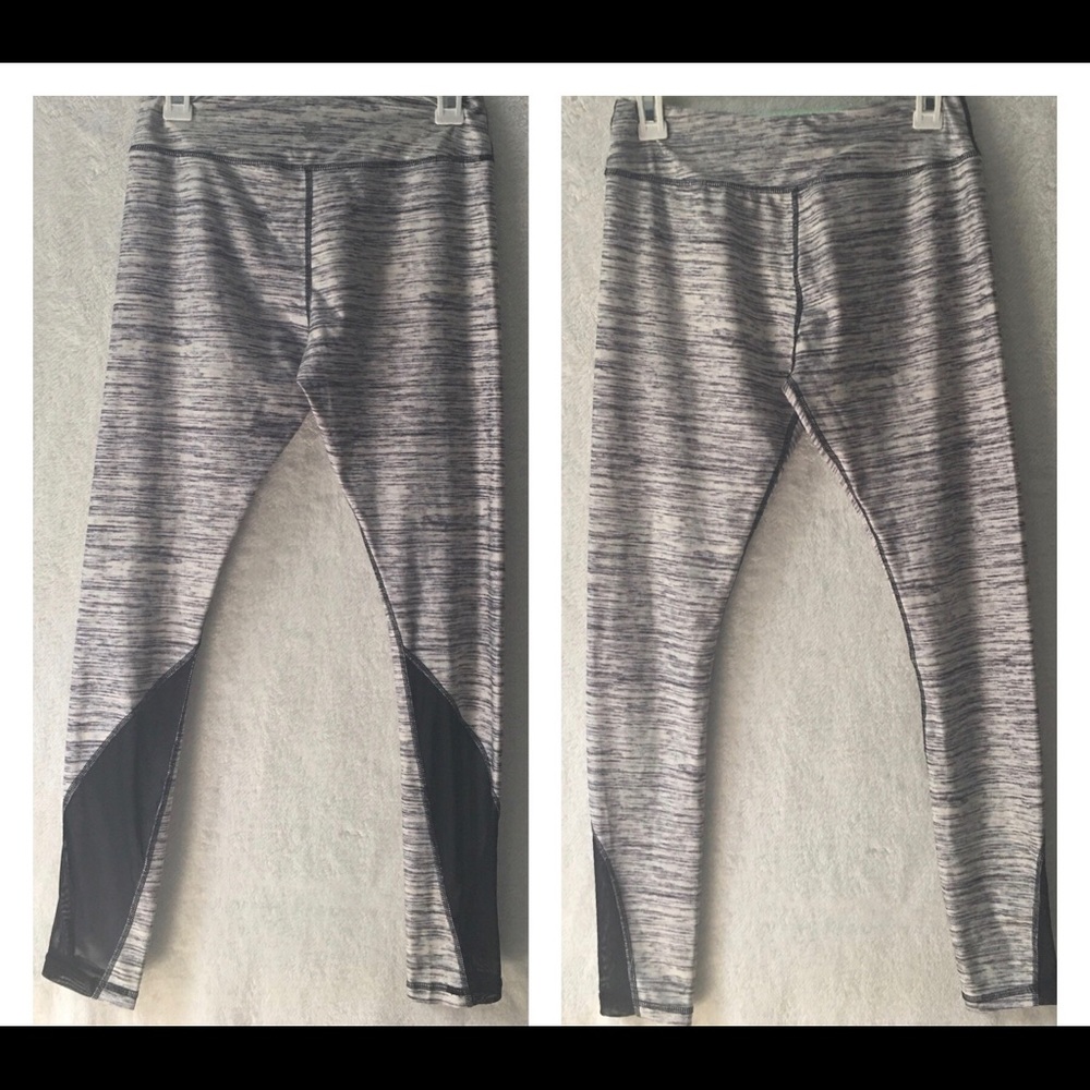Aperture  active  leggings size S